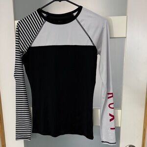 Roxy Black and White Long Sleeve Tee